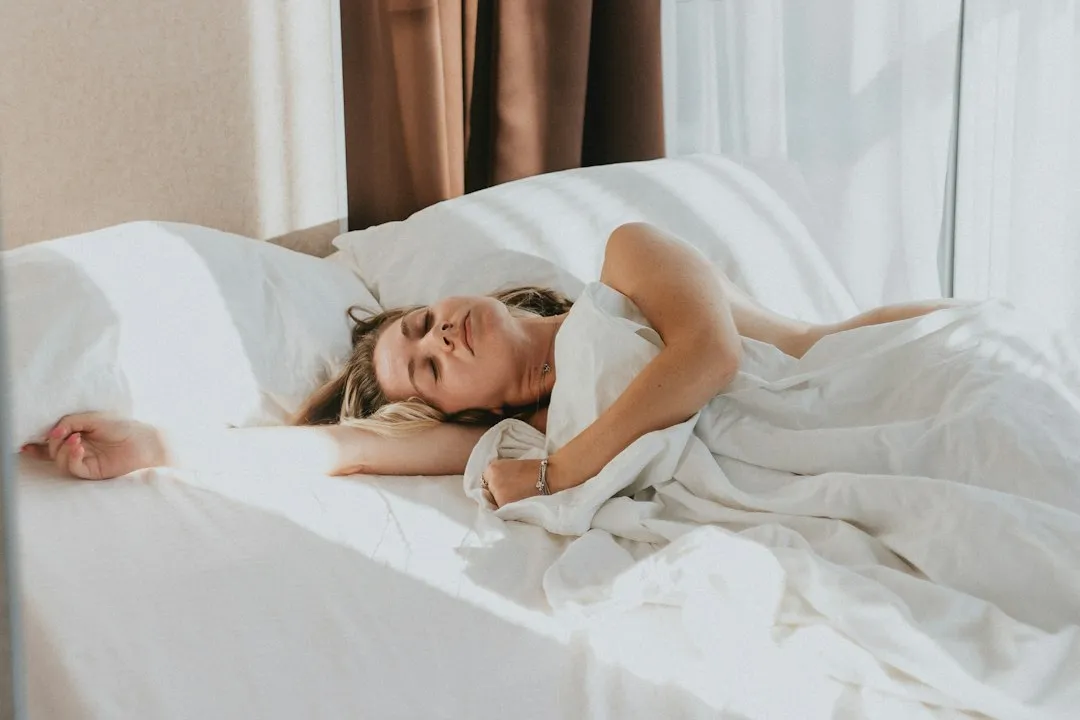 2. My Sleep Got Measurably Better (Image Credits: Unsplash)