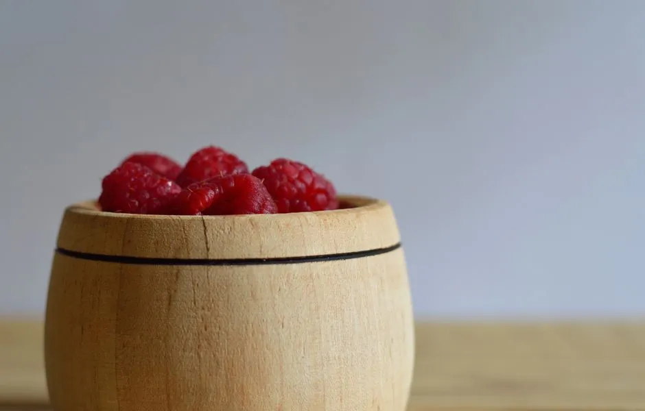 Raspberries: Compact Canes for the Urban Grower (Image Credits: Pexels)