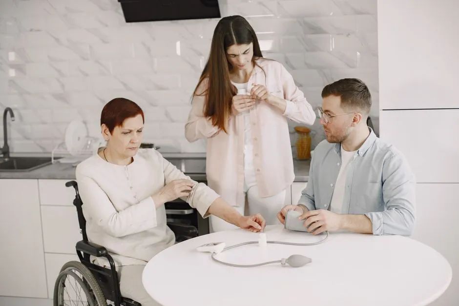 The Absence of a Medical Alert System or Emergency Plan (Image Credits: Pexels)