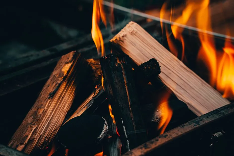 The Invisible Residue Every Fire Leaves Behind (Image Credits: Pexels)