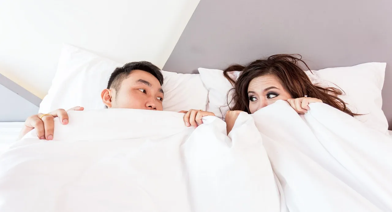 More Couples Are Doing This Than You Think (Image Credits: Pixabay)
