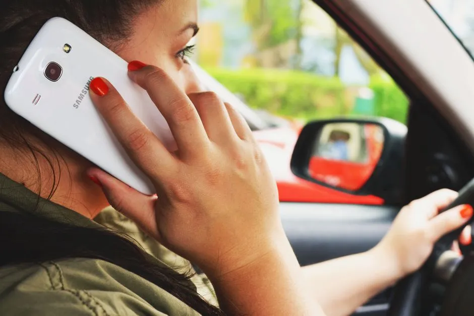 What Happens to Social Life When Phones Disappear (Image Credits: Pexels)