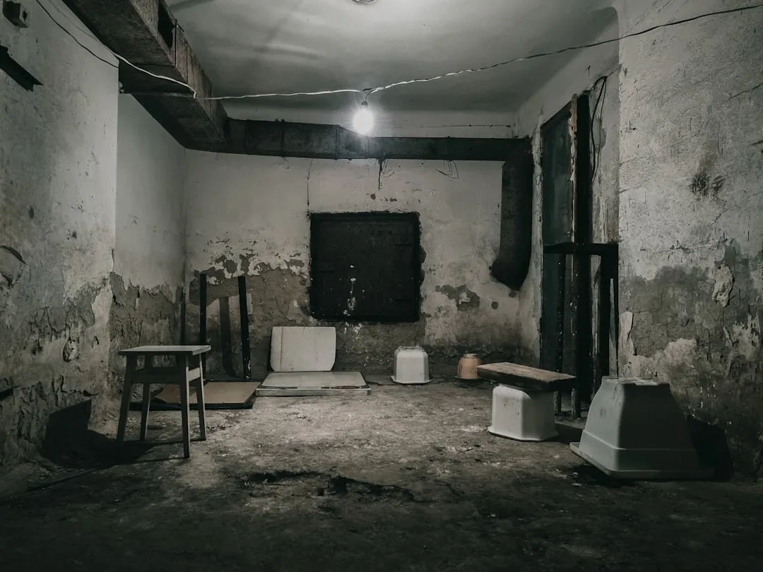 Your Whole House Is Breathing Your Basement Air (Image Credits: Unsplash)