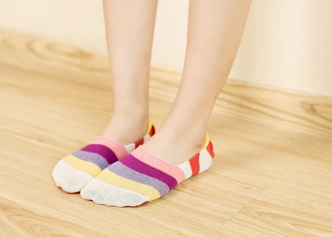 The Role of Sock Material (Image Credits: Pixabay)