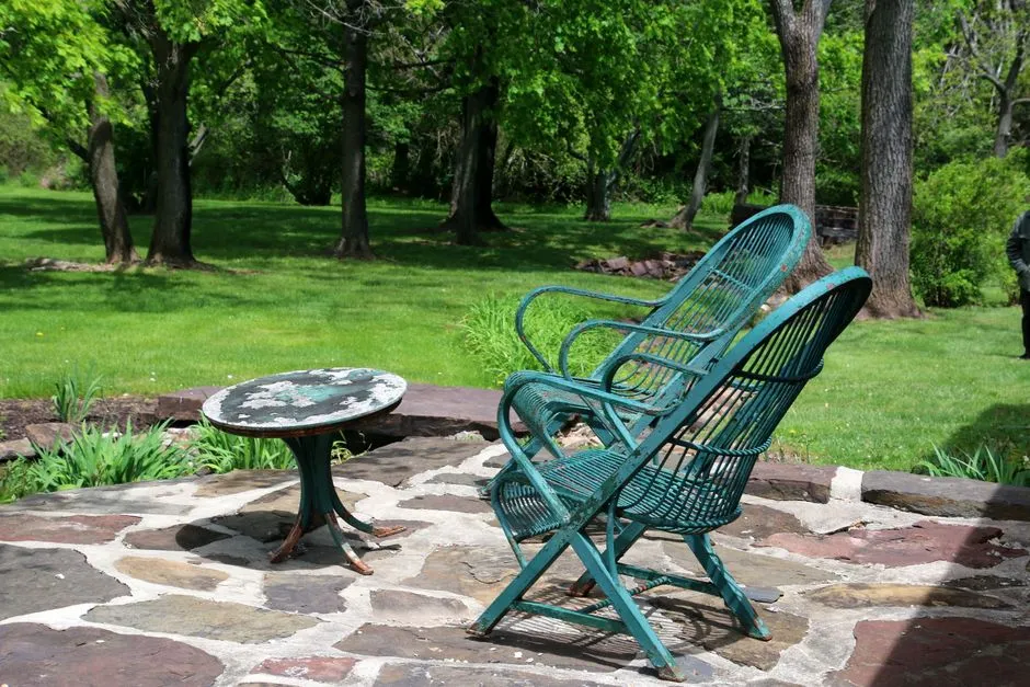 Paths, Stone, and Structure: The Bones of the Garden (Image Credits: Pexels)