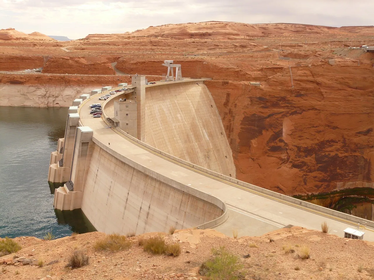 The Hydropower Stakes and the Threat to Glen Canyon Dam (Image Credits: Pixabay)