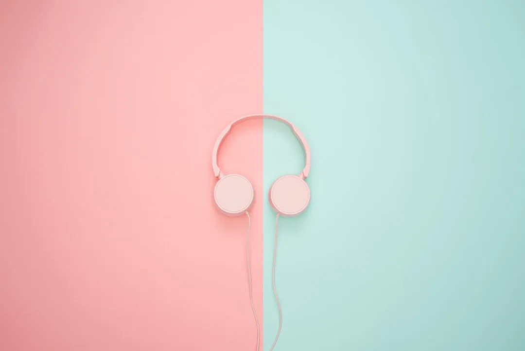 Music, Stress Hormones, and What the Science Confirms (Image Credits: Unsplash)