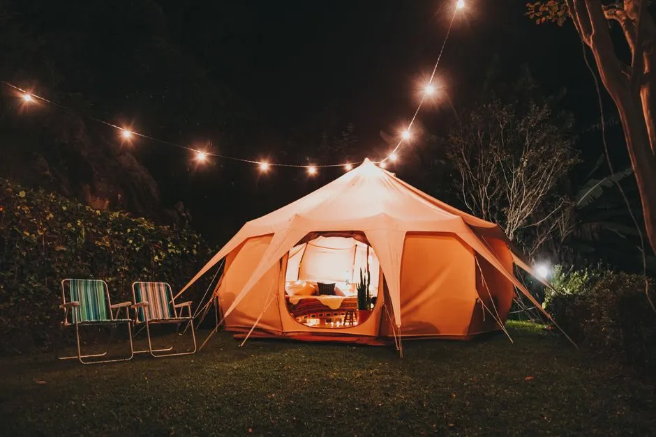 What a Backyard Campout Actually Requires (Image Credits: Pexels)