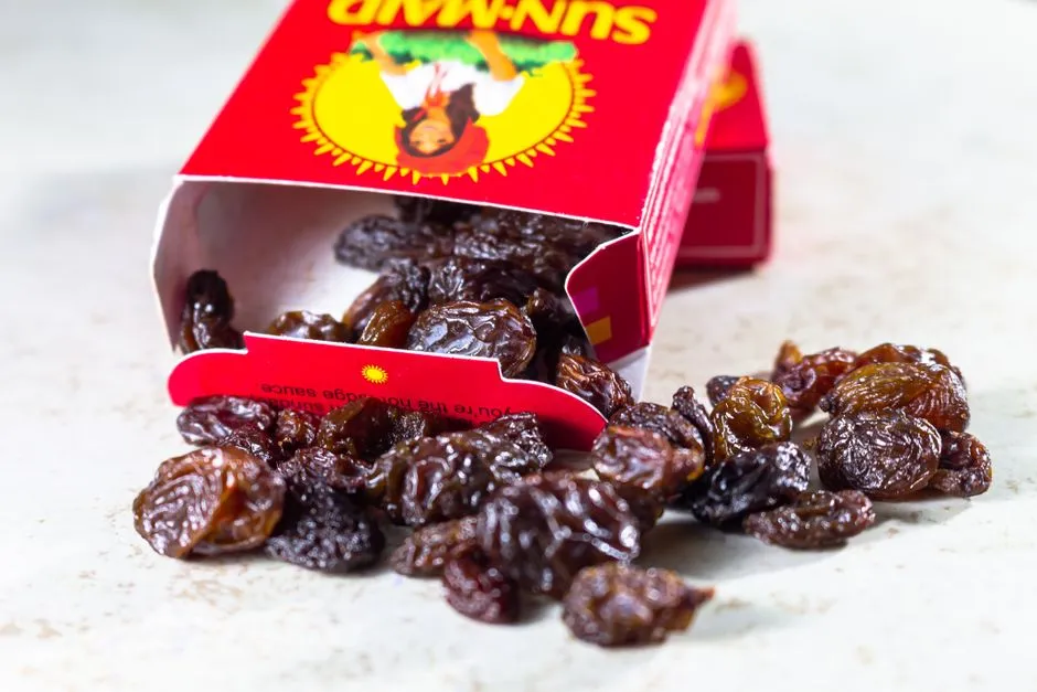 10. Raisins: The Treat That Broke the Rules (Image Credits: Pexels)