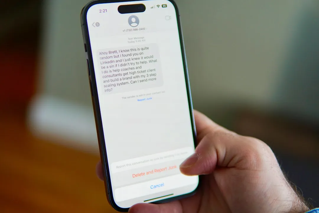How the Scam Text Is Designed to Fool You (Image Credits: Unsplash)