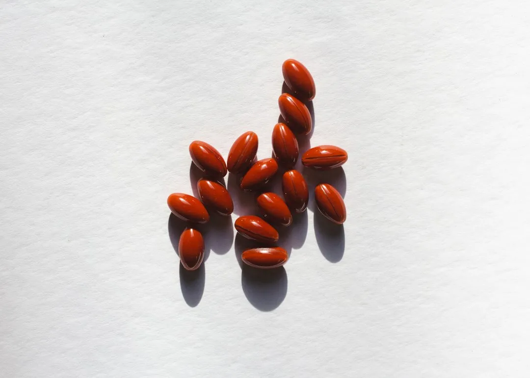 3. Vitamin K: The Two-Way Problem With Warfarin (Image Credits: Unsplash)
