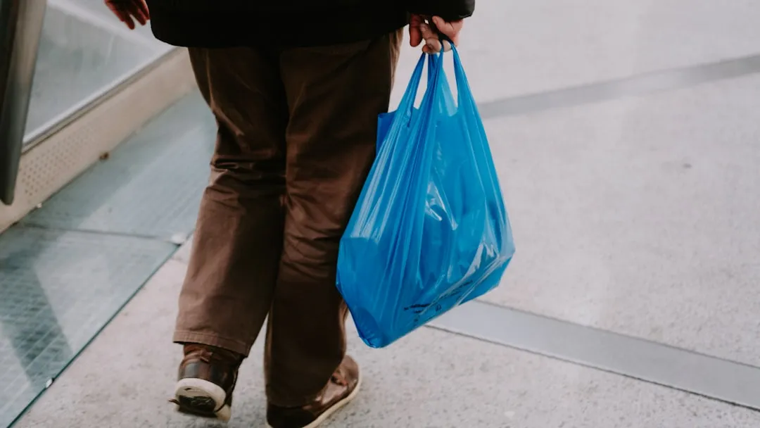 7. Reusable Grocery Bags Rarely Get Washed (Image Credits: Unsplash)