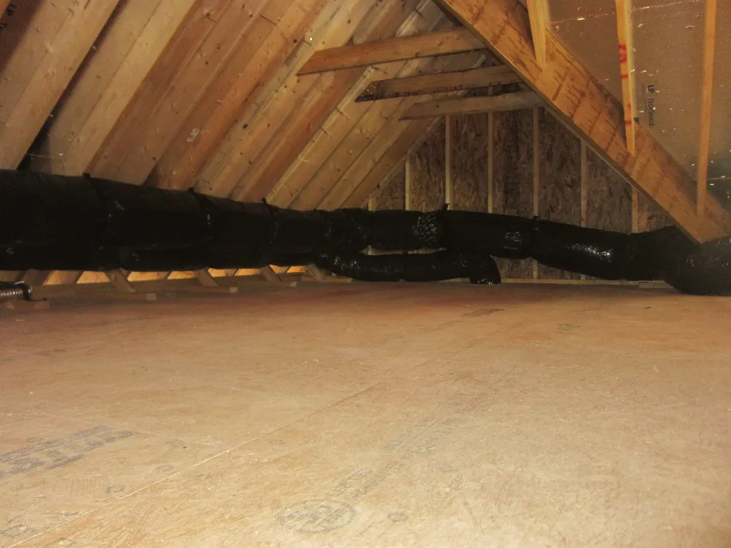 HVAC Equipment and Dryer Ducts in the Attic (jmrodri, Flickr, CC BY 2.0)