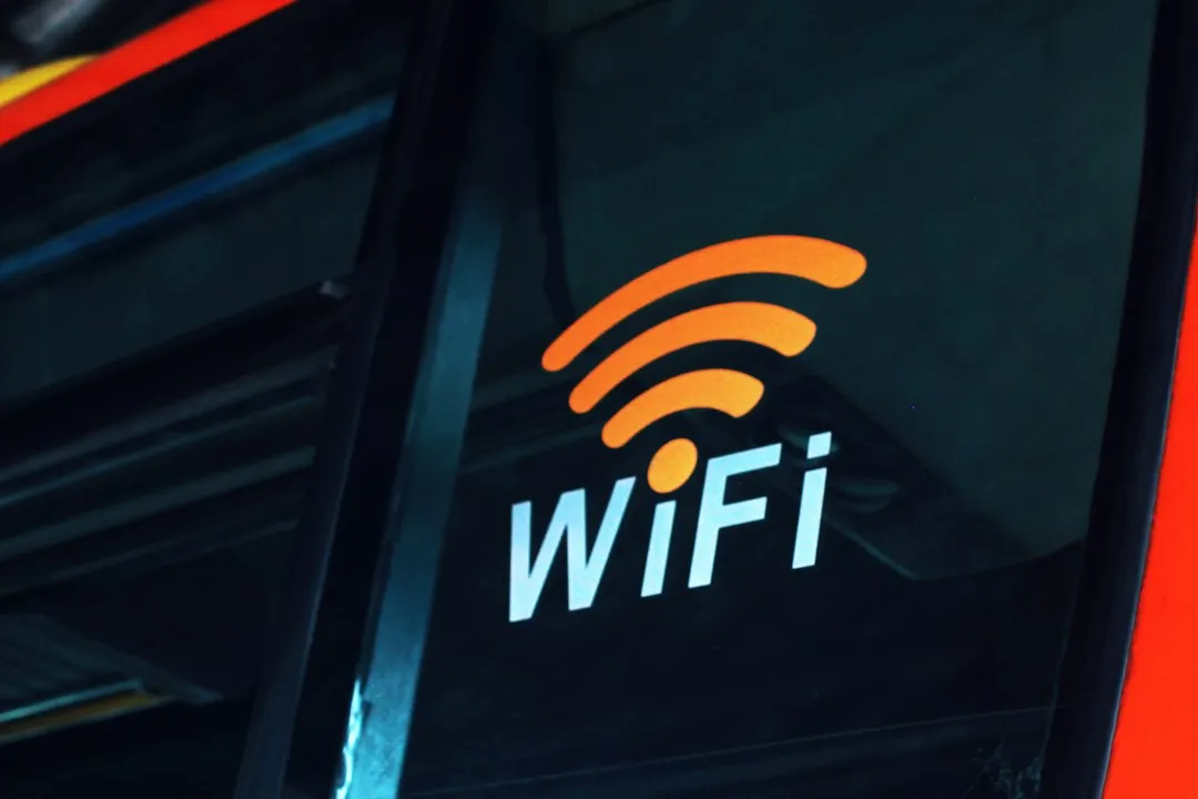 The Public Wi-Fi Risk That Travels With the Warning (Image Credits: Unsplash)