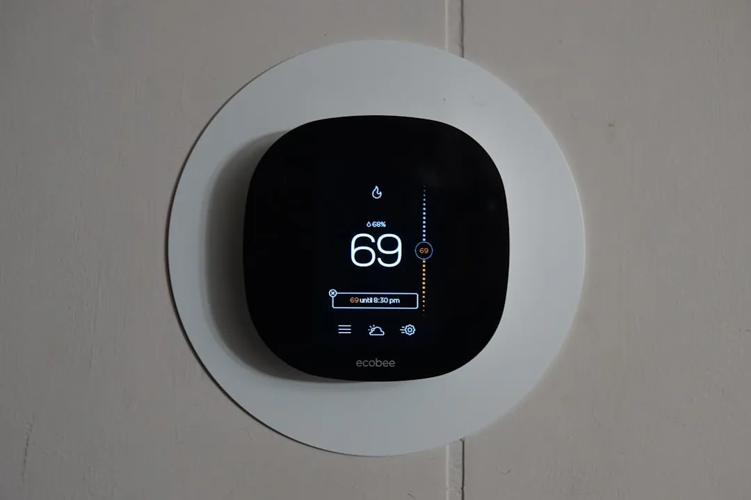 The Temperature Gap Problem Nobody Talks About (Image Credits: Unsplash)