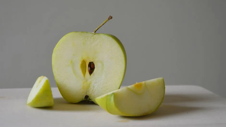 The Pome: When the Flower Becomes the Fruit (Image Credits: Pexels)