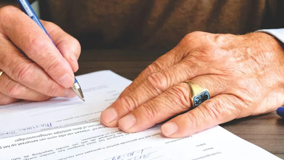 4. Living Will (Advance Directive) (Image Credits: Pexels)