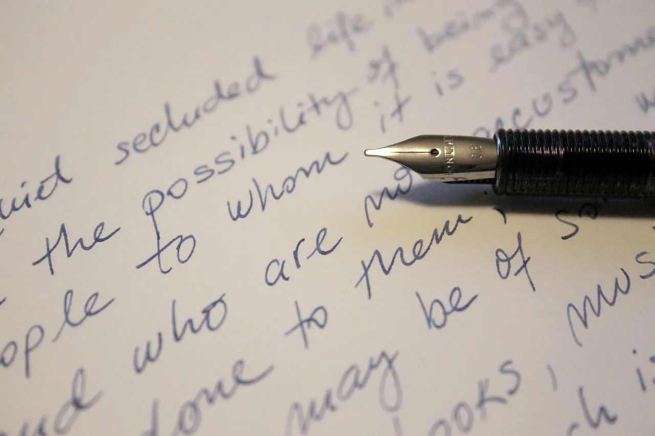 3. Write a Personal Opening Message, Not a Generic One (Image Credits: Pixabay)