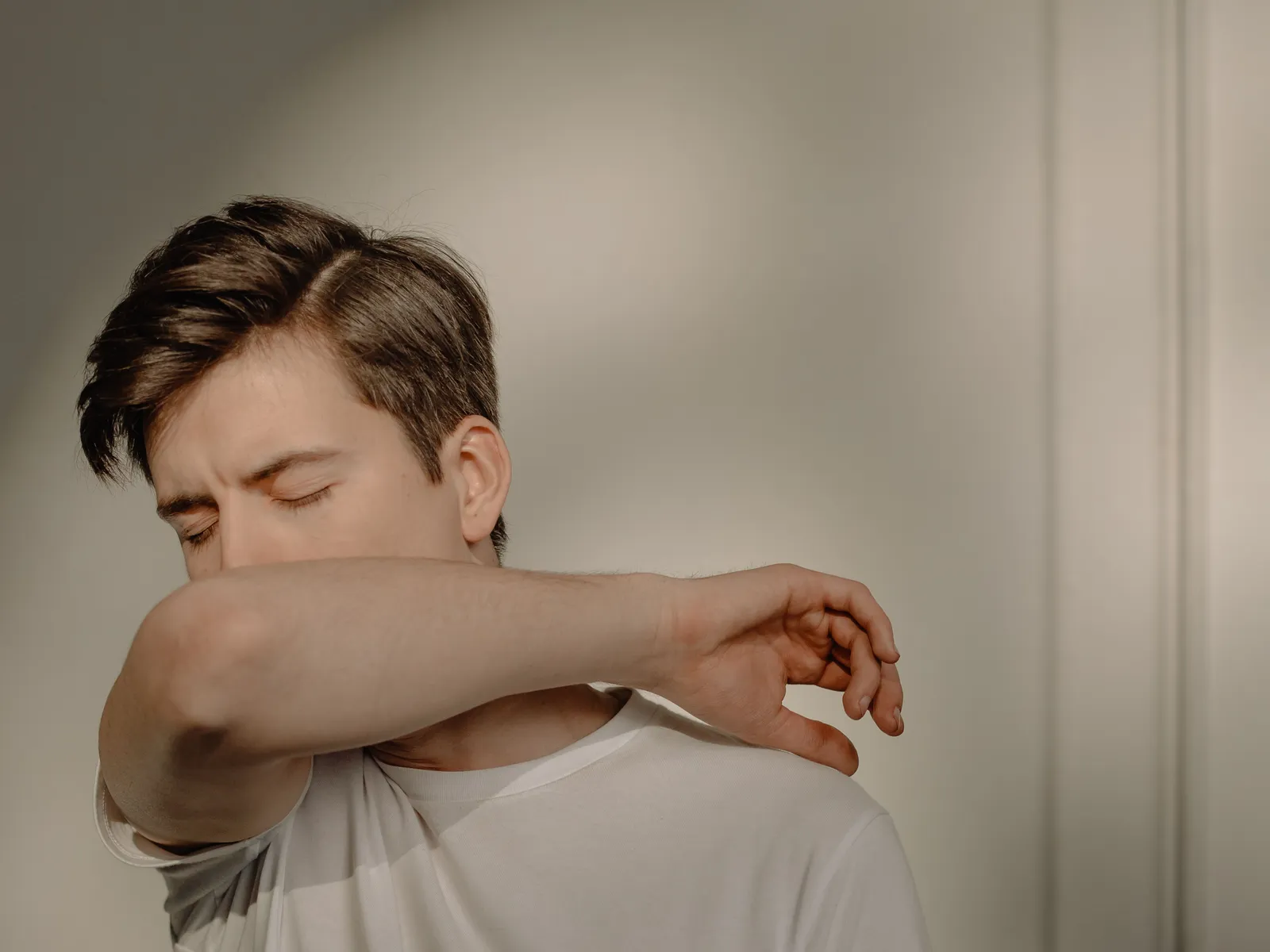 Sneezing and the Immune System (Image Credits: Pexels)