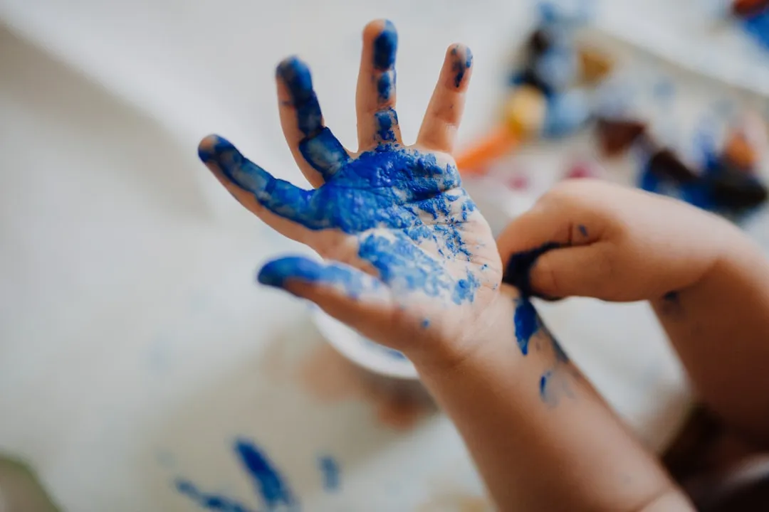 Divergent Thinking Starts Early and Has Lasting Effects (Image Credits: Unsplash)