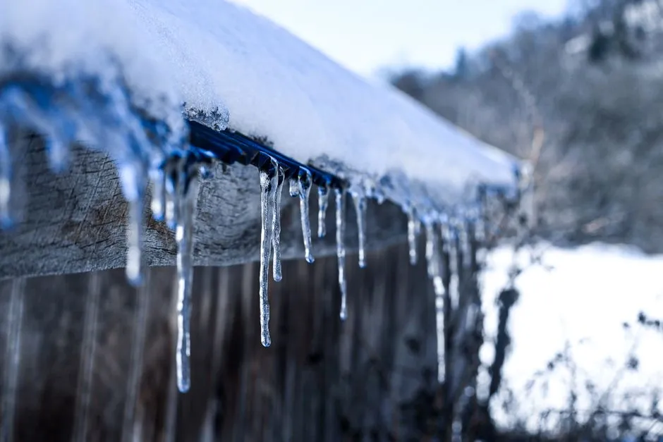 Cold Weather Shrinking Battery Capacity (Image Credits: Pexels)