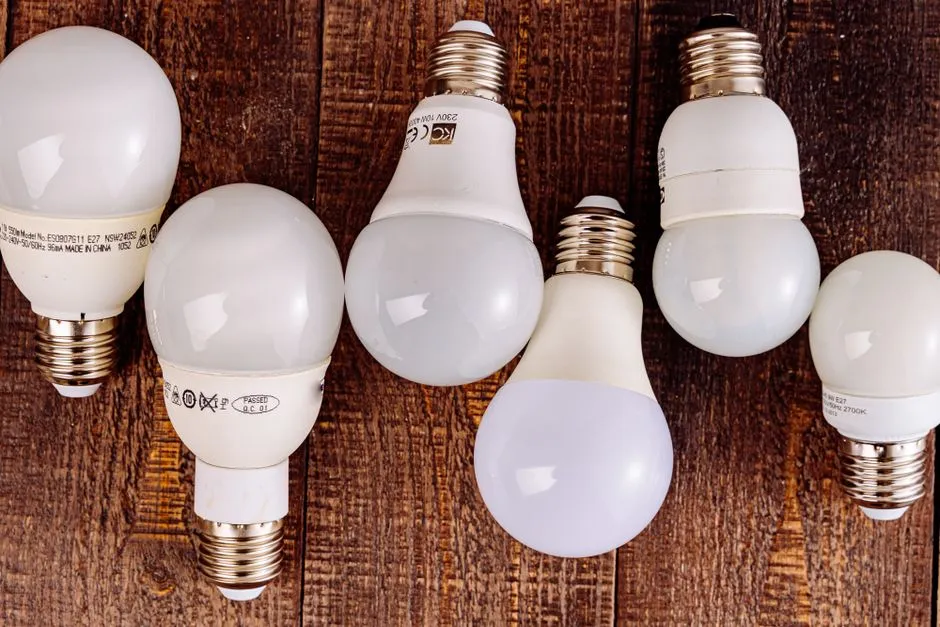 What Actually Extends Bulb Life Today (Image Credits: Pexels)