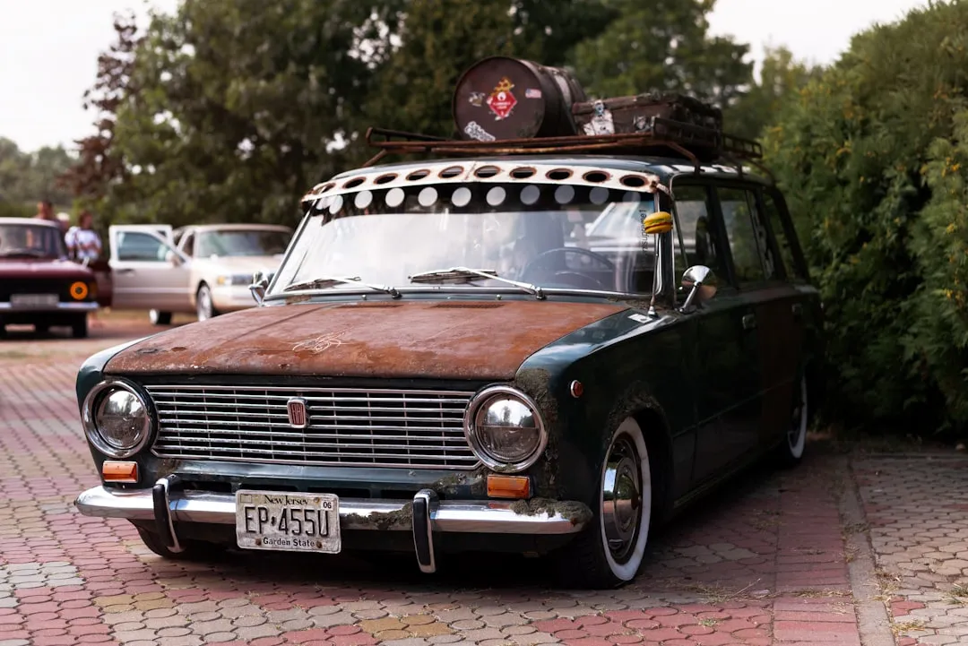 The Golden Era: Tail Fins, Wood Panels, and the Open Road (Image Credits: Unsplash)