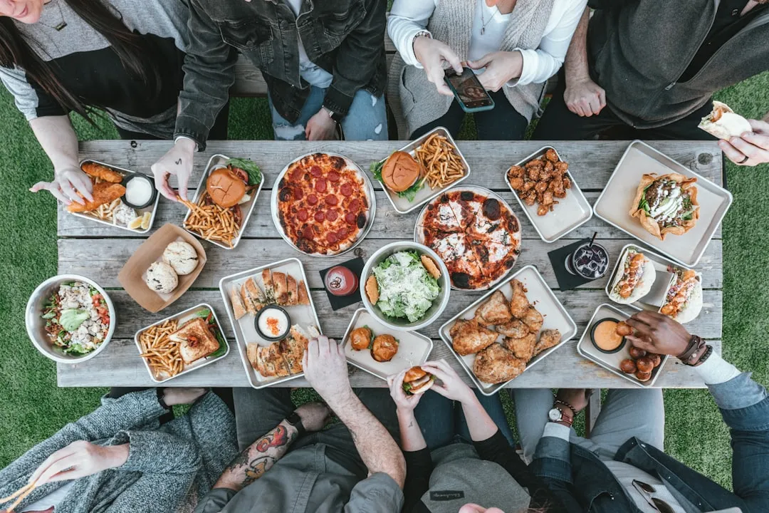 Uncovered Food Is an Open Invitation (Image Credits: Unsplash)