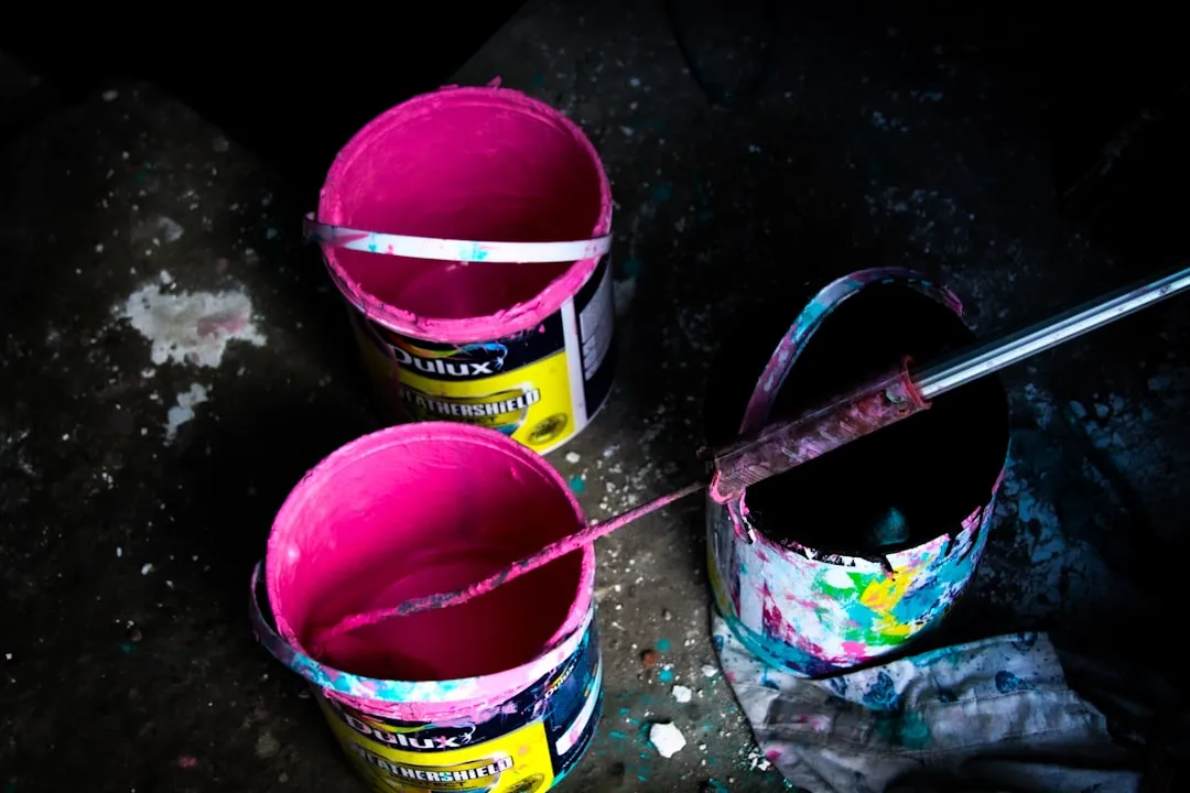 Oil-Based Paints Are Genuinely Flammable (Image Credits: Unsplash)