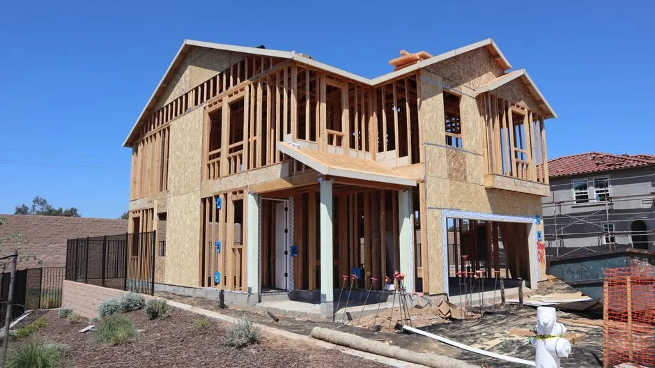 Thermal Expansion: Your House Is Contracting in the Dark (Image Credits: Pexels)