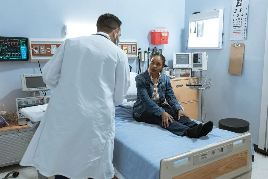 When to Actually Go to the ER - and When Urgent Care Will Do (Image Credits: Pexels)