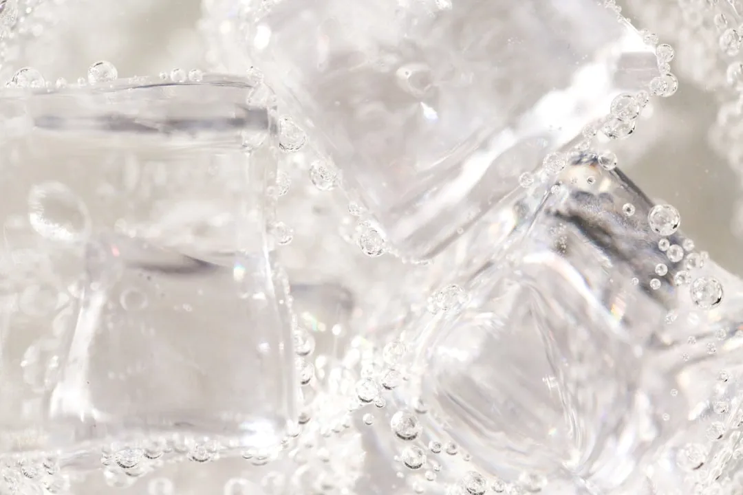 Your Water Supply Contaminates the Ice Before It Even Freezes (Image Credits: Unsplash)