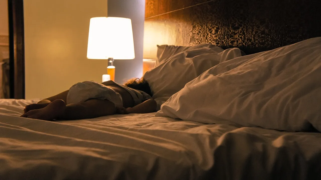 What the Sleep Research Says (Image Credits: Pixabay)