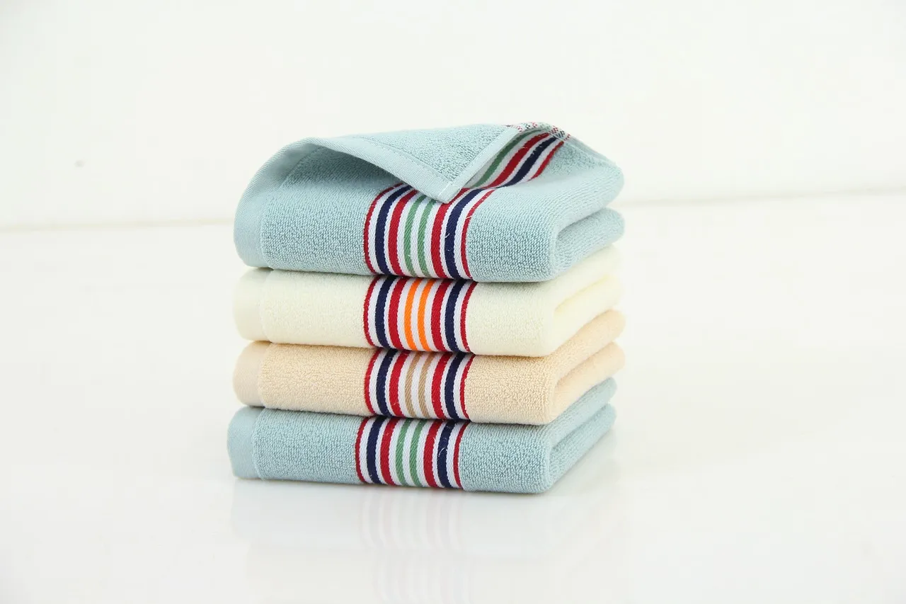 3. You're Ignoring the KonMari Vertical Method (Image Credits: Pixabay)