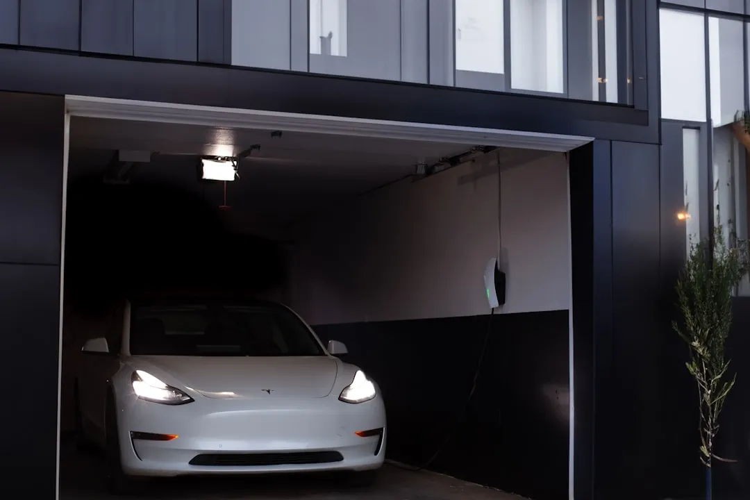 2. Idling in an Enclosed or Semi-Enclosed Space (Image Credits: Unsplash)