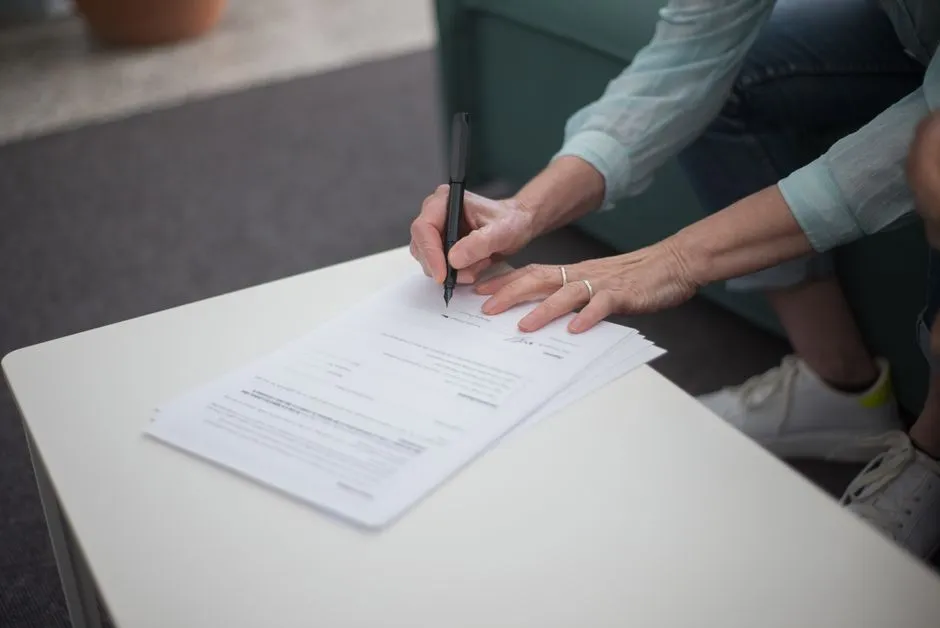 How to Keep Your Estate Plan and Bank Accounts Aligned (Image Credits: Pexels)