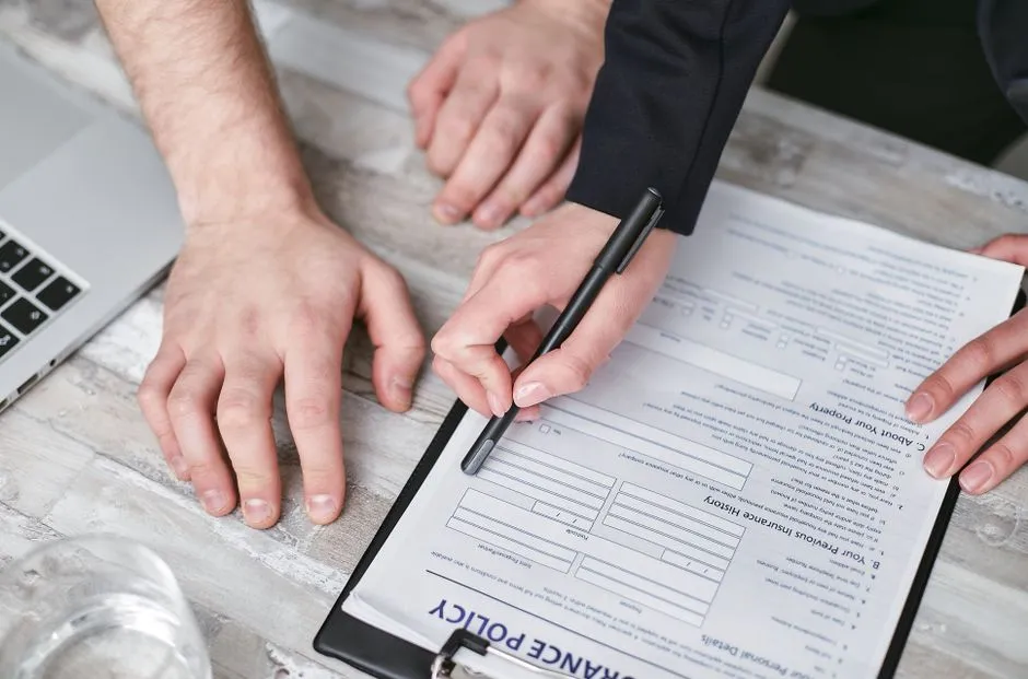 How Large the Overall Life Insurance Market Actually Is (Image Credits: Pexels)