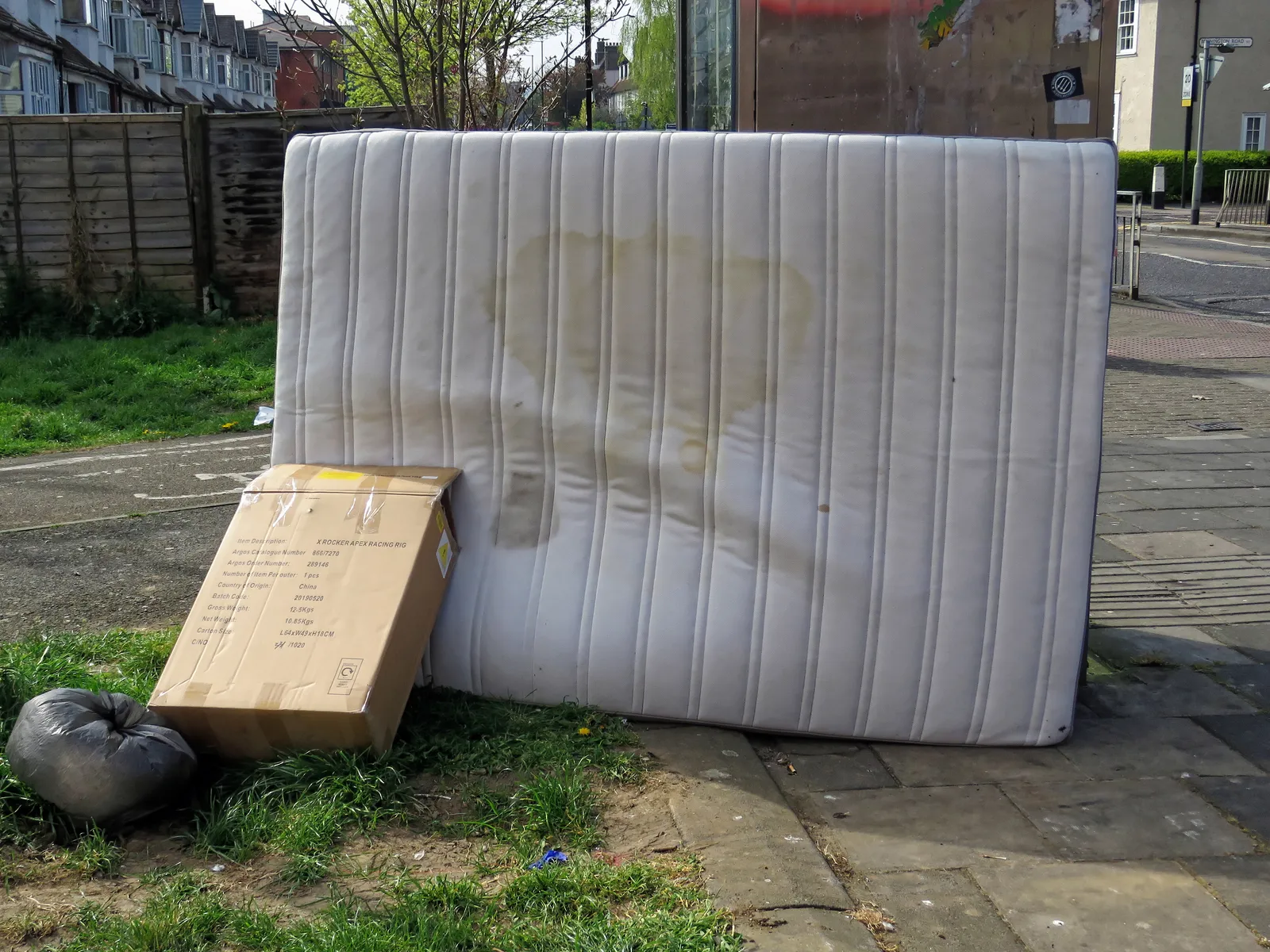 How Long Should a Mattress Actually Last? (By Acabashi, CC BY-SA 4.0)