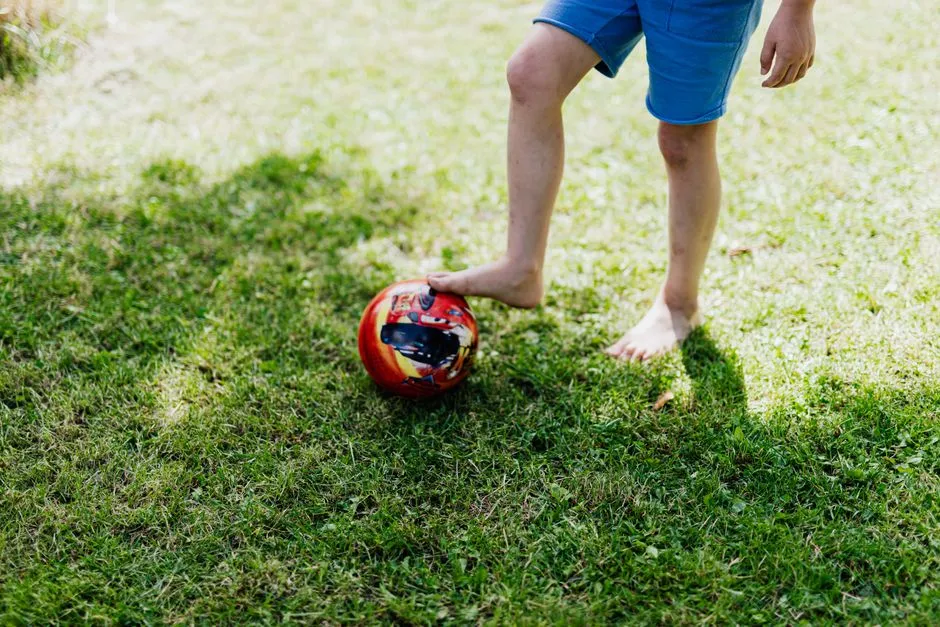 Kids Are Spending Less Time Outdoors Than Ever Before (Image Credits: Pexels)