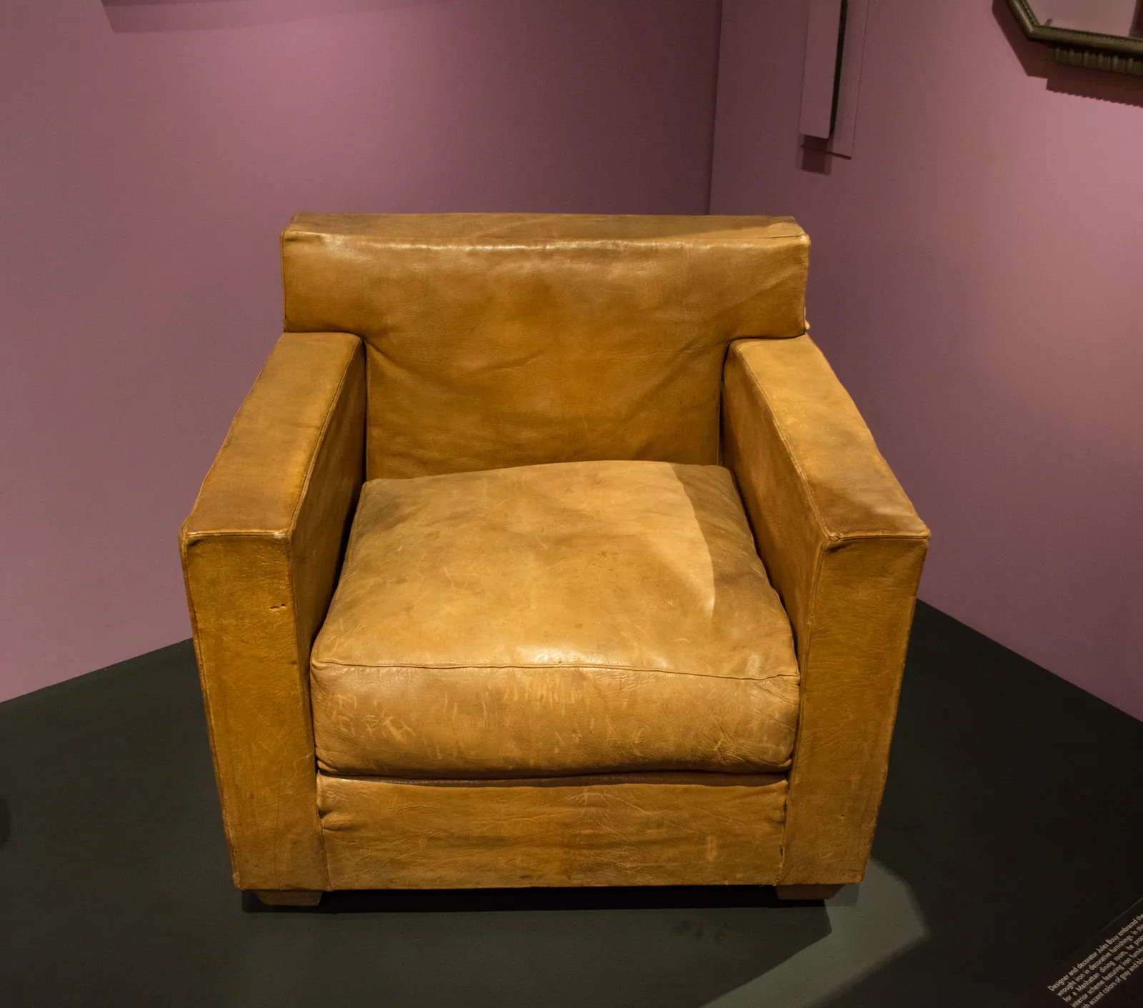 How Minimalism Spreads Beyond Objects (club chair - Jean-Michel Frank, CC BY-SA 2.0)