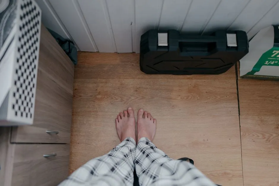 Shims For Gaps Between Subfloor And Joist (Image Credits: Pexels)