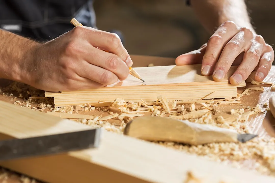 1. Hand-Cut Dovetail Joinery: The Signature of a Skilled Maker (Image Credits: Unsplash)