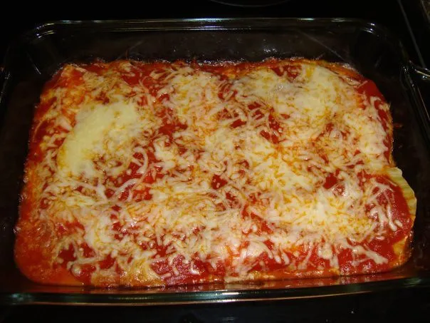5. Baked Manicotti: The Italian-American Showpiece (mathematically_impossible, Flickr, CC BY 2.0)