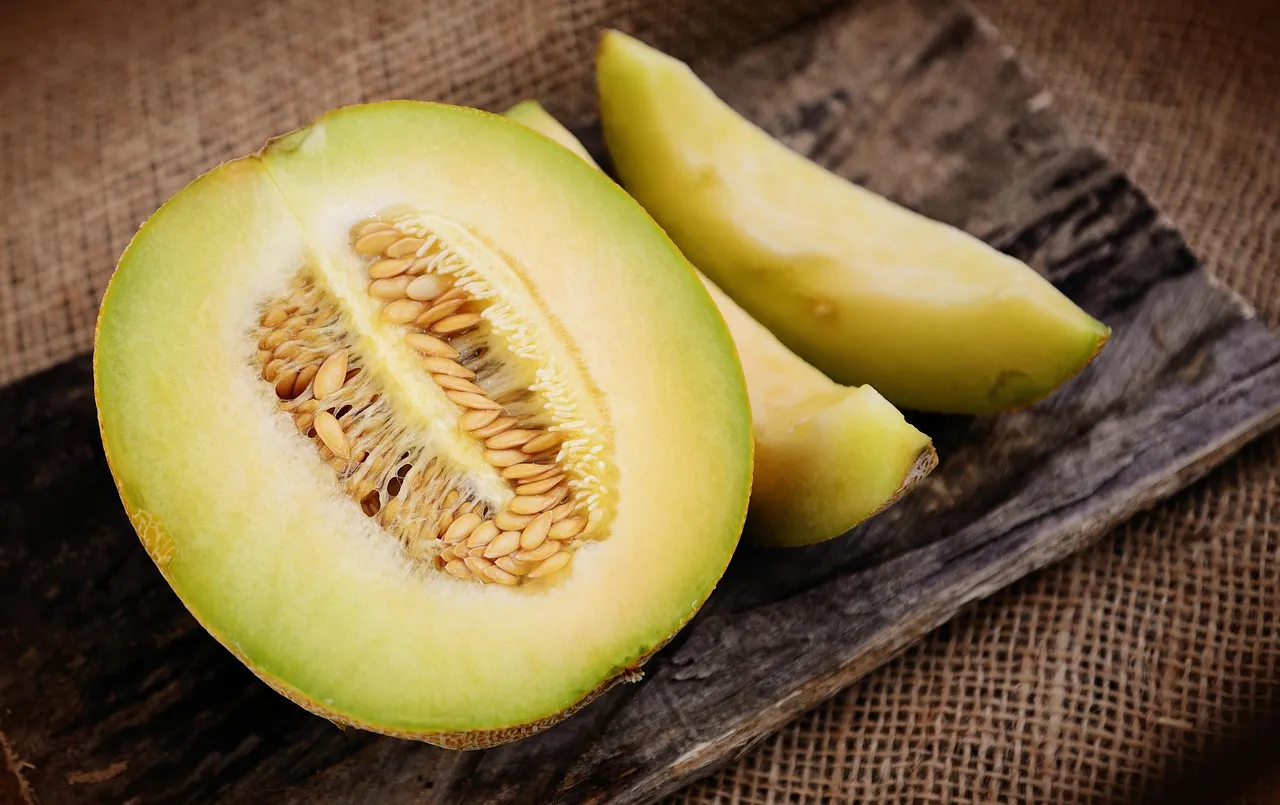 6. Pre Cut Melon and Fresh Cut Fruit (Image Credits: Pixabay)