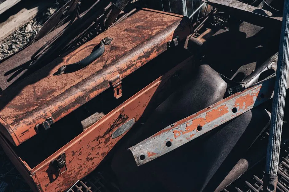 Why This Old Steel Still Holds Up (Image Credits: Pexels)