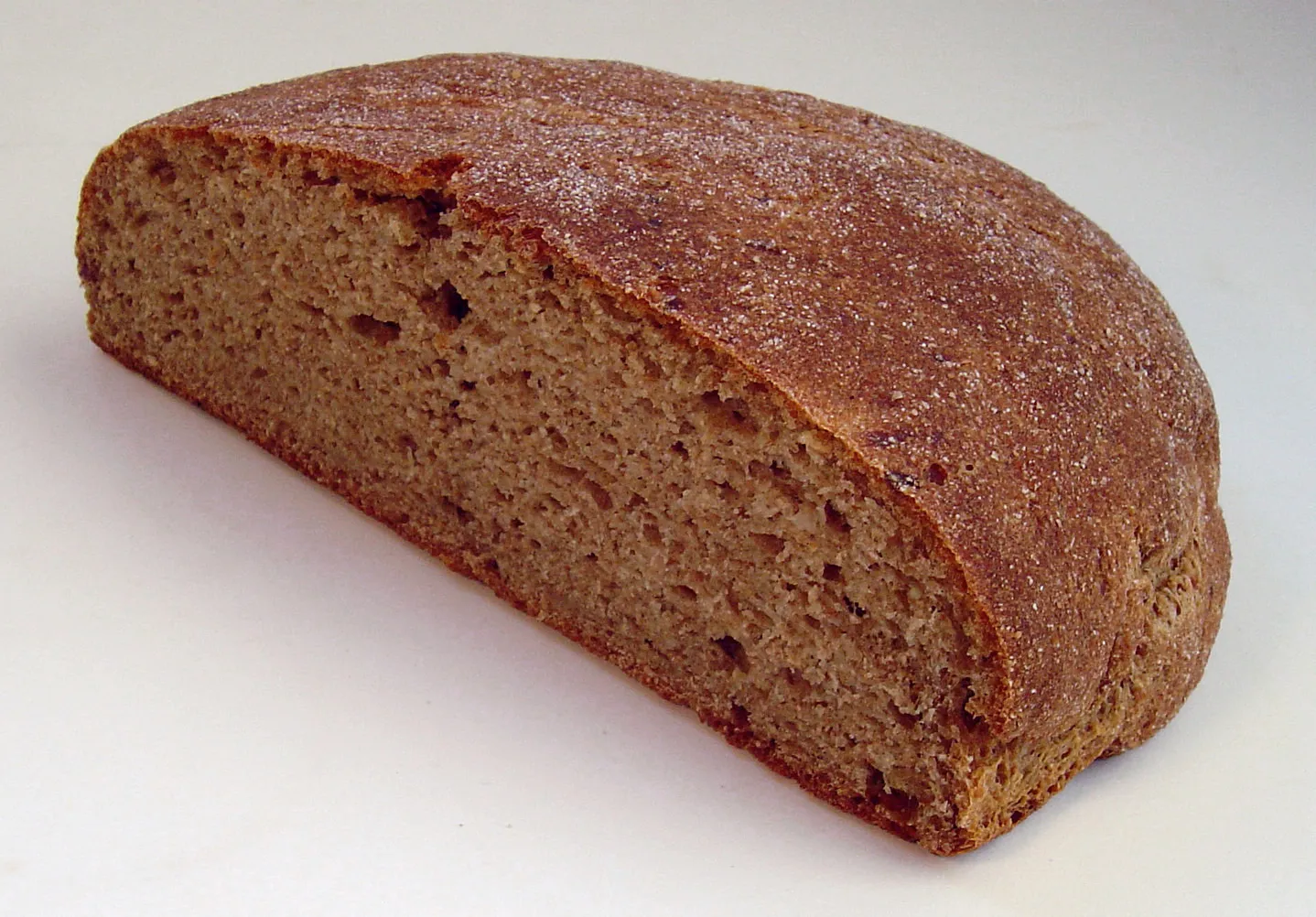 Salt-Rising Bread: Bacterial Leavening Before Commercial Yeast (By Daniel J. Layton, CC BY-SA 3.0)