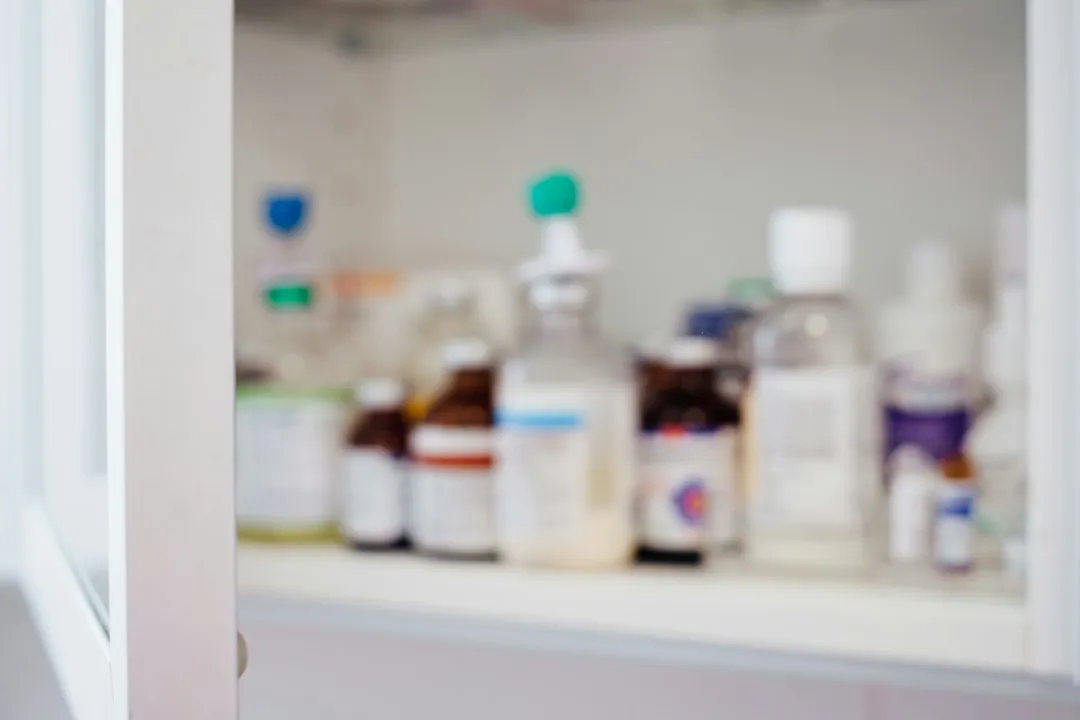 1. Medication Is Getting Missed or Mixed Up (Image Credits: Unsplash)