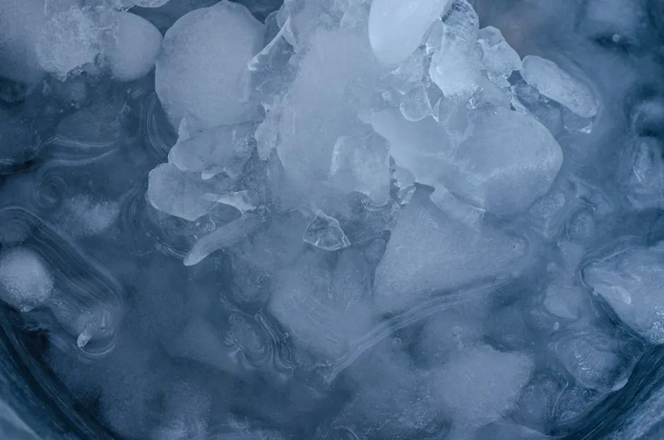 The Way Ice Melts Matters for Flavor (Image Credits: Pexels)
