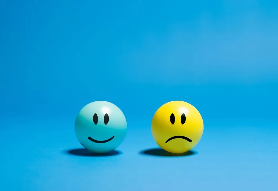 The Negativity Bias: Your Brain's Unfair Preference (Image Credits: Pexels)