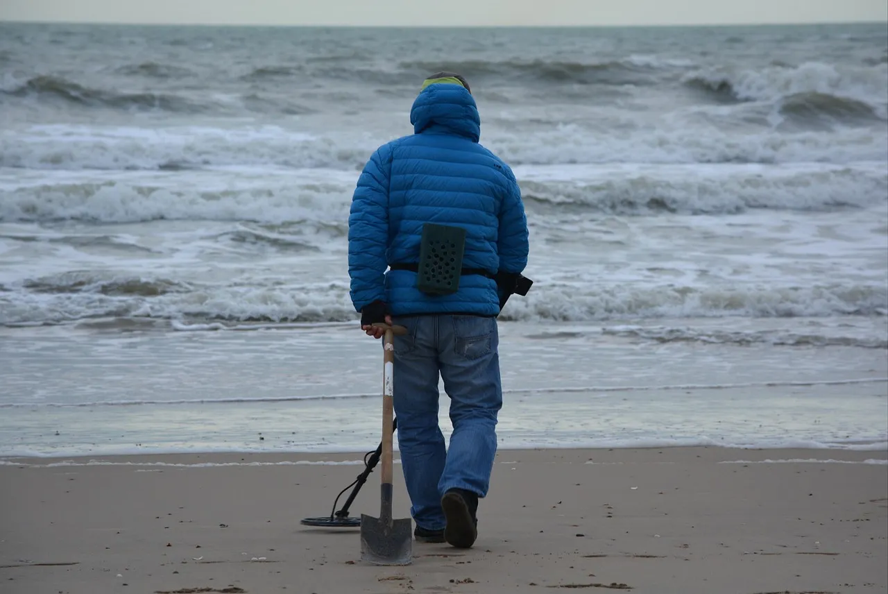 Why Old Wells Are Prime Targets for Detectorists (Image Credits: Pixabay)